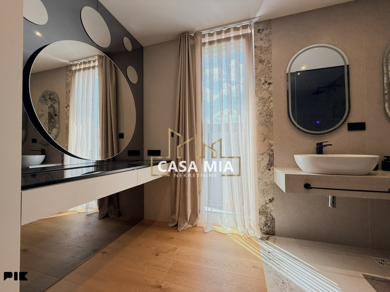 CASA MIA / Luksuzna kuća sa bazenom / 234m2 / Ilidža 21