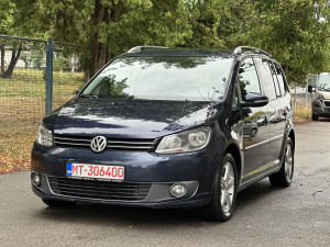 Volkswagen Touran 1.6 TDI Highline DSG Automatik 2012