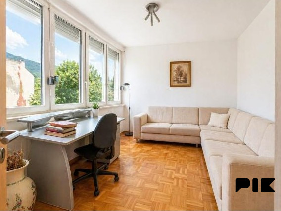 Stanovi i apartmani Sarajevo - Centar 76m2 3