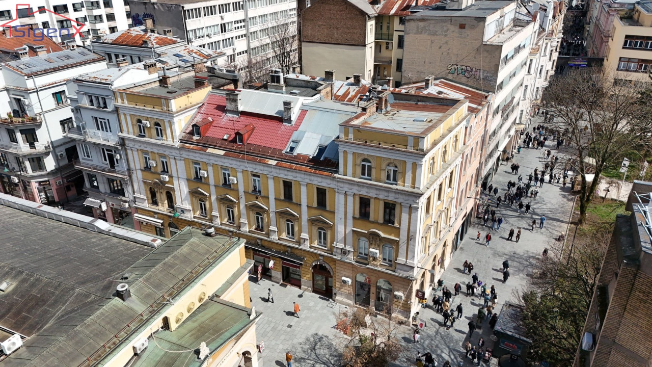Izdavanje/jednosoban stan/strogi centar/ekonomičan/namješten/35m2