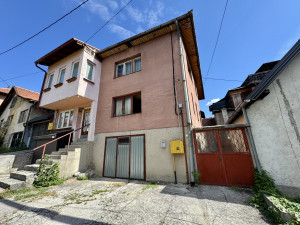 CAVO - KUĆA SA ZEMLJIŠTEM 374 m2 Vrbanjuša, Stari Grad