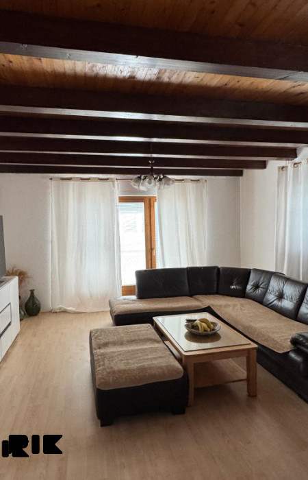 Izdavanje kuće | Stup, Sarajevo | 220 m2 | 6 soba | Namještena 4