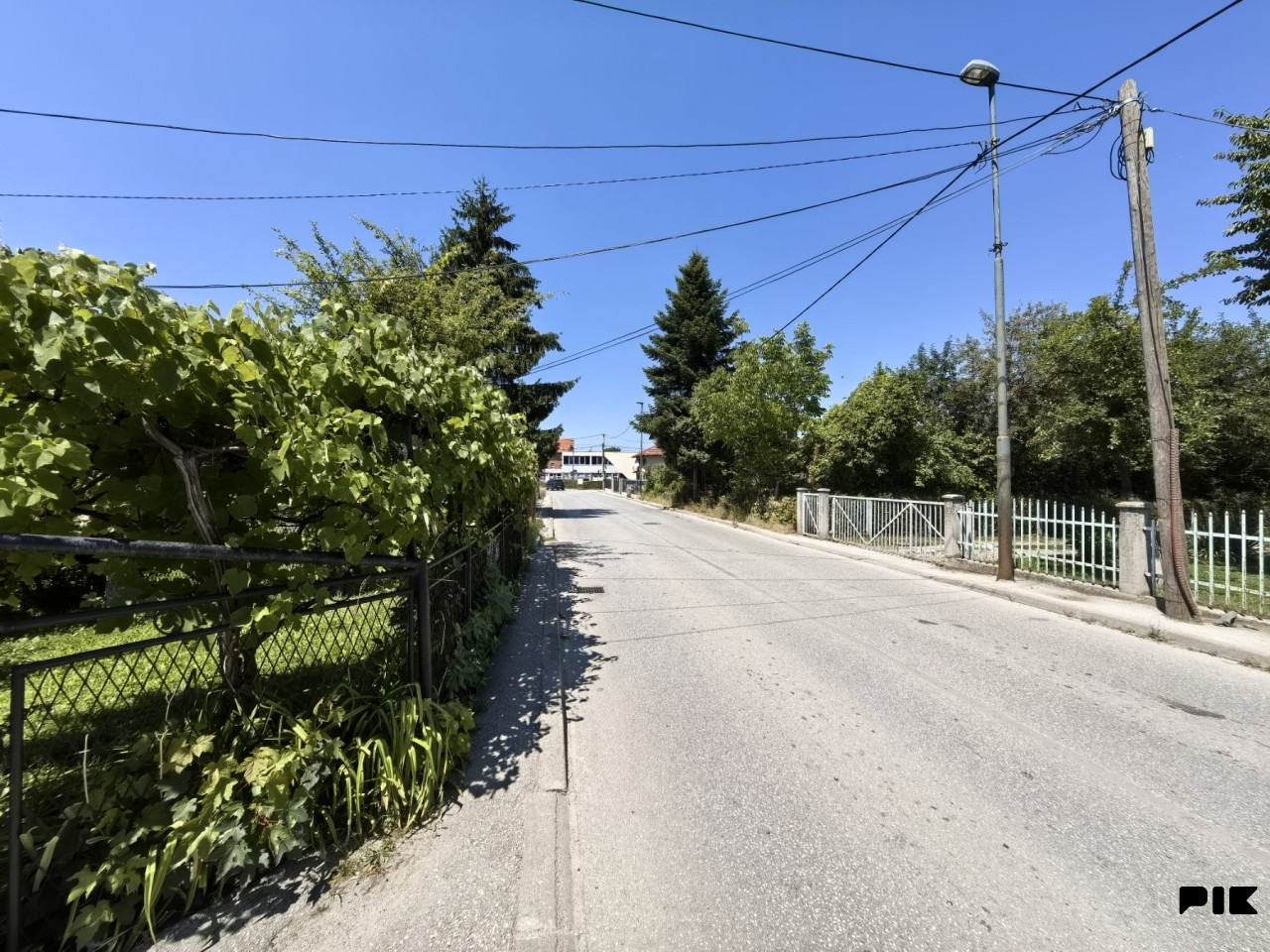 Dvije kuce na parceli 2208m2 | Ilidza | Kasindolska |
