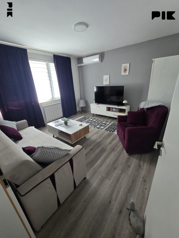 Trosoban stan 64m2 + balkon 4m2 | Centar Tuzle | lift | 4. sprat 2
