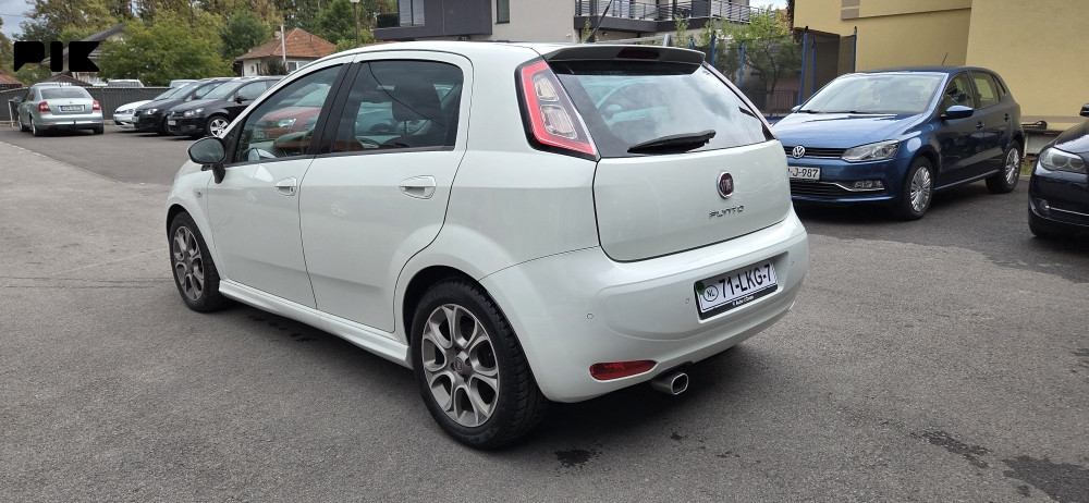 Fiat Punto 2013 godina 1.3 disel 63kw. - slika 15
