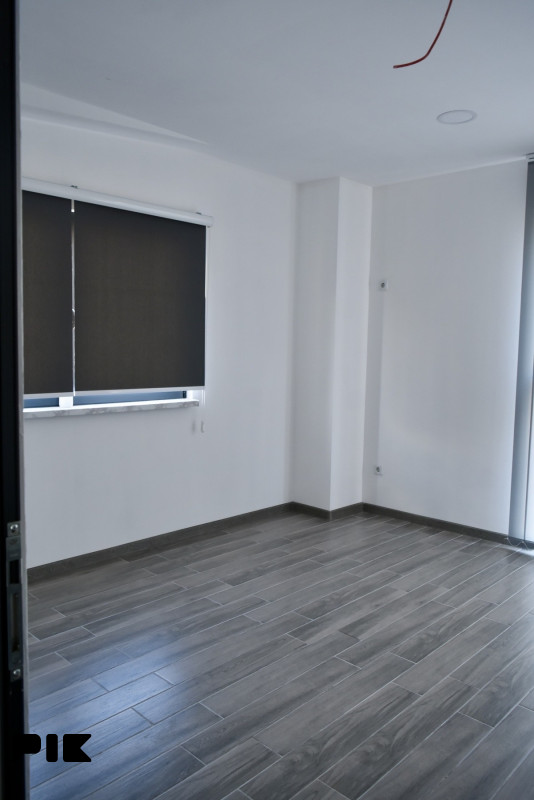 Poslovni prostor Hala Živinice Križaljka 22