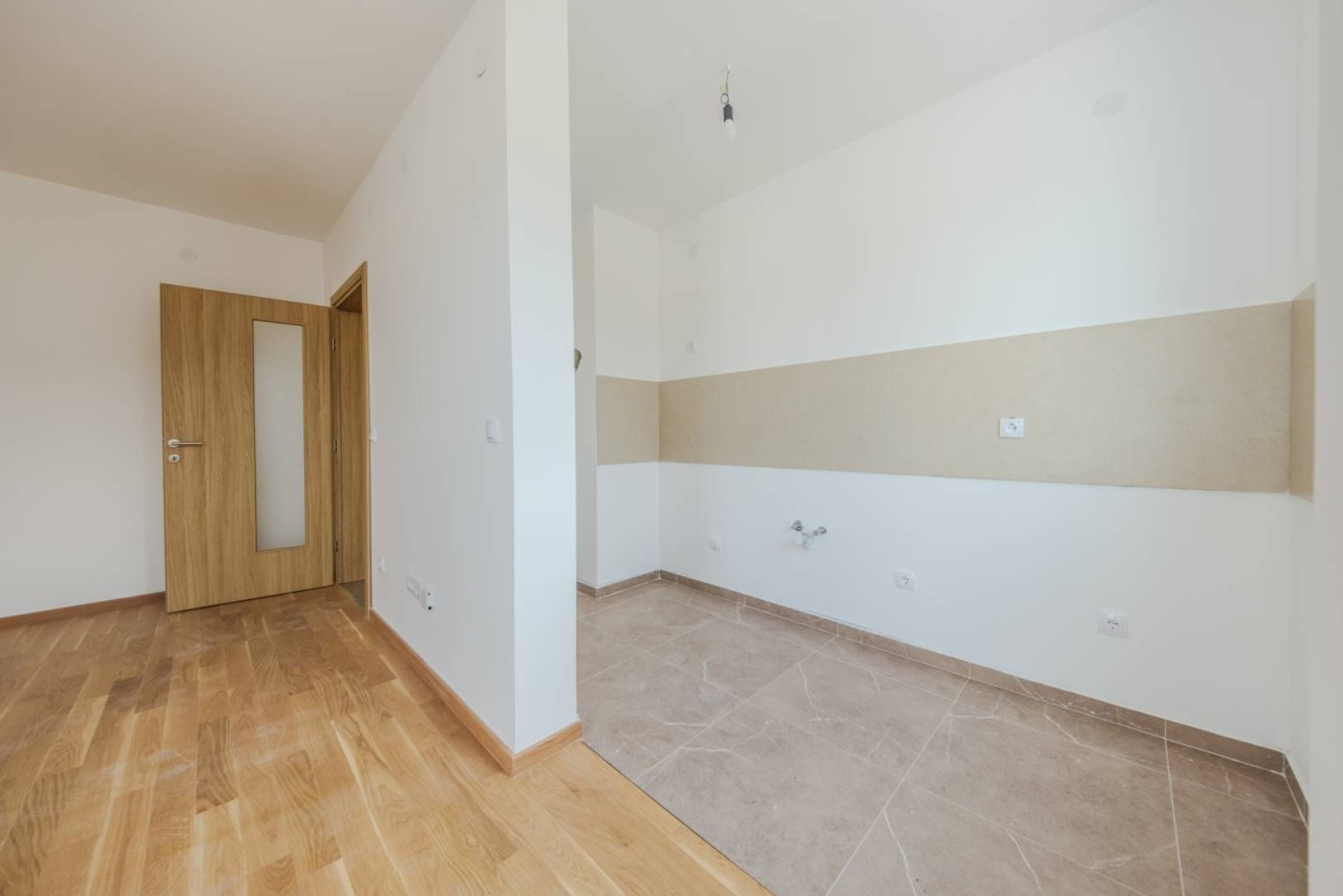 Prodaja Stan 41 m2 sa jednom spavaćom sobom i balkonom 6
