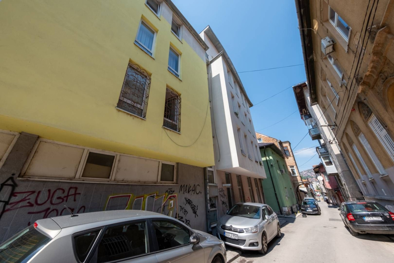Prodaja stan u Starom Gradu sa dvije spavaće sobe 15