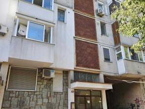 Prodaje se dvosoban stan u centru u Mostaru površine 66m2