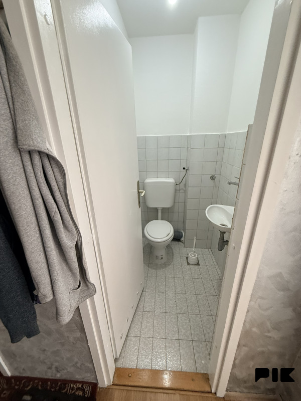 INVESTO - PRODAJE SE TROSOBAN STAN 82m2 ILIDŽA SARAJEVO 4