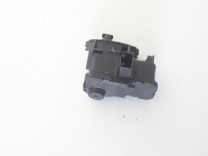 7N0810773D MOTORIC REZERVOARA  Volkswagen SHARAN 2010-