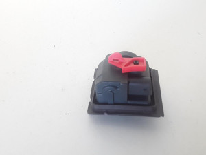 A0008202303 MOTORIC REZERVOARA  MERCEDES C CLASS (W205