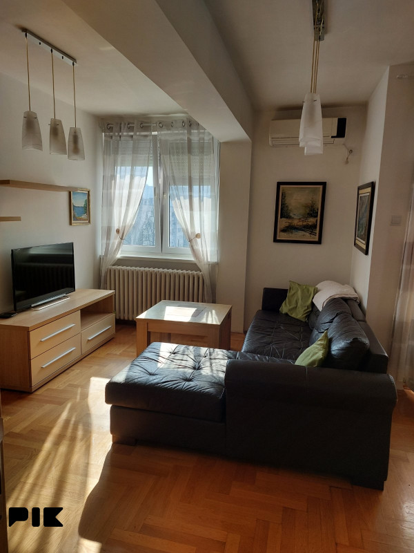 Stanovi i apartmani Banja Luka 70m2