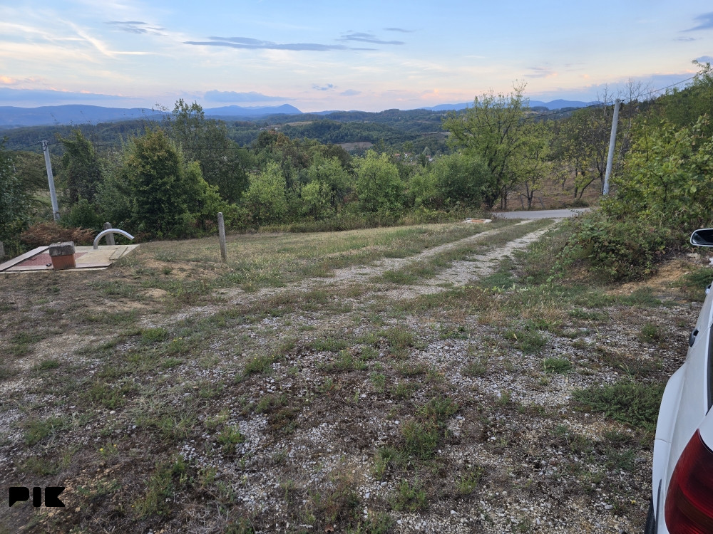 Zemljište 1600m2 kod izletista Duboka Banjaluka plac 12