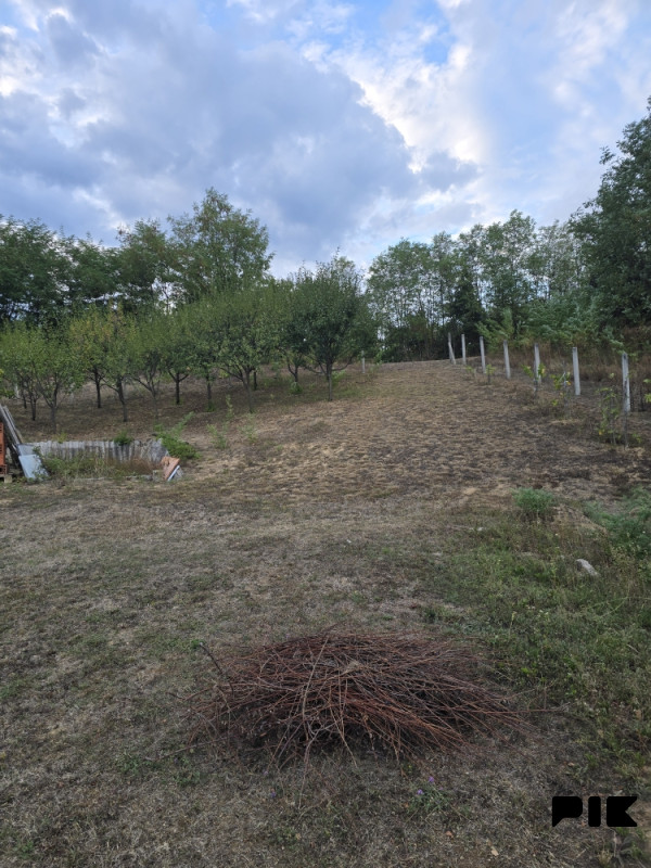 Zemljište 1600m2 kod izletista Duboka Banjaluka plac 13