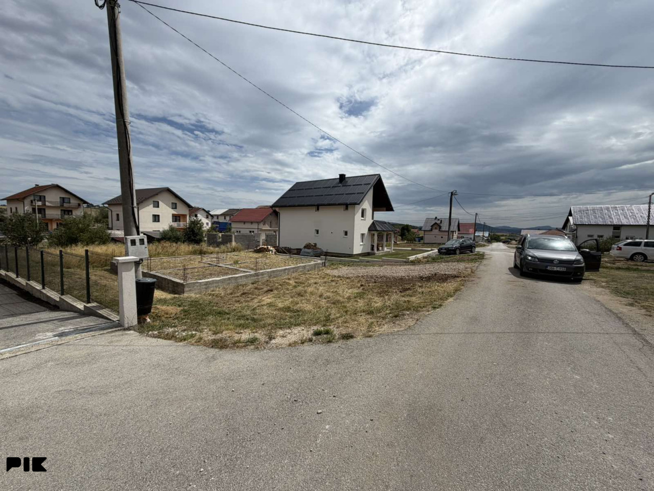 SOKOLAC PLAC ZEMLJIŠTE SA GRAĐEVINSKOM DOZVOLOM I TEMELJ 535m2 3