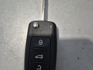 OKLOP ZA AUTO KLJUCEVE GOLF 6