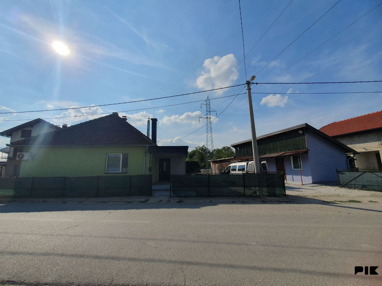 Kuća u Malom Lugu, sa okućnicom i dodatna dva objekta 2