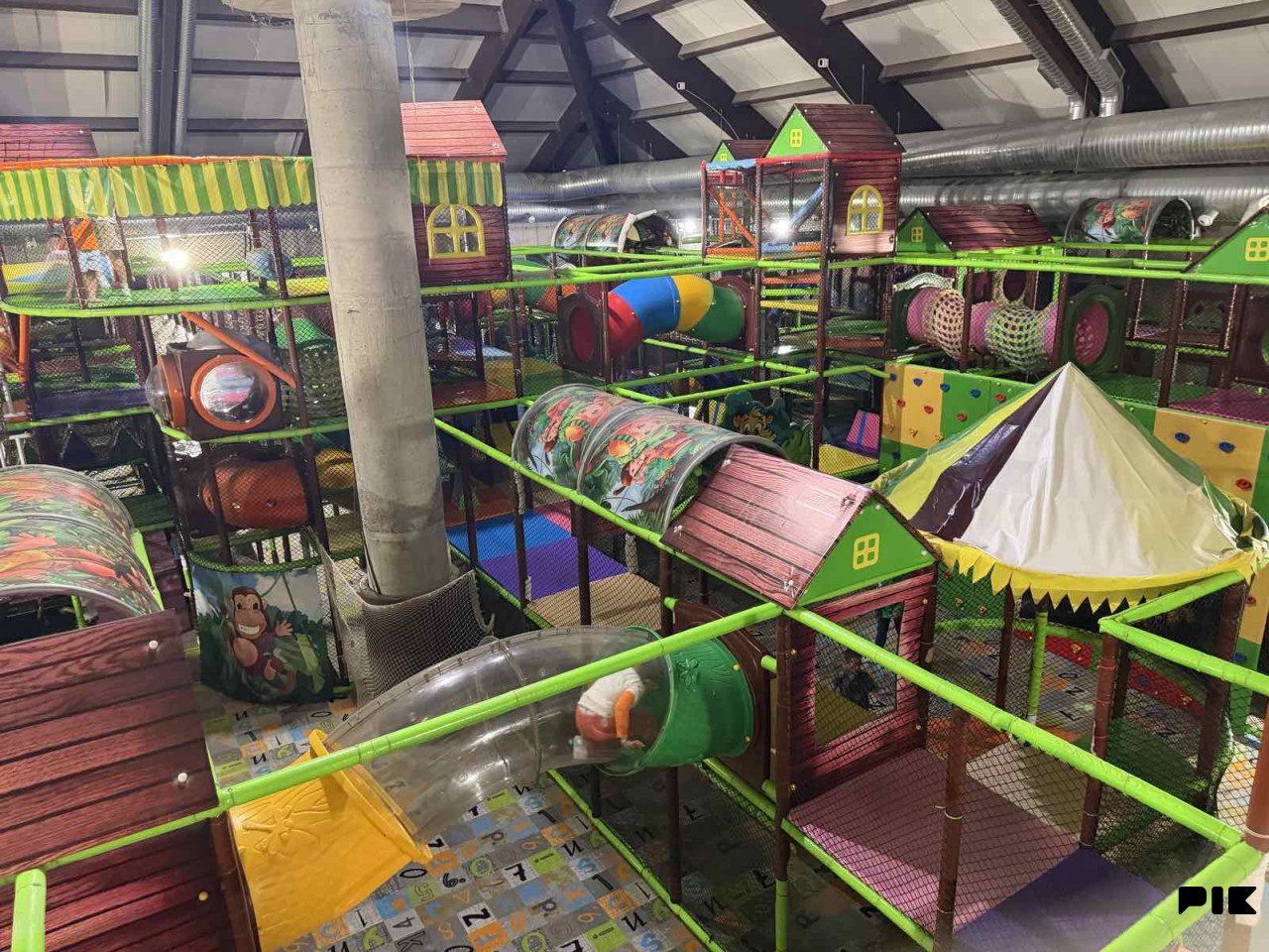 OPREMA ZA DJEČIJU IGRAONICU NA 1000m2 2