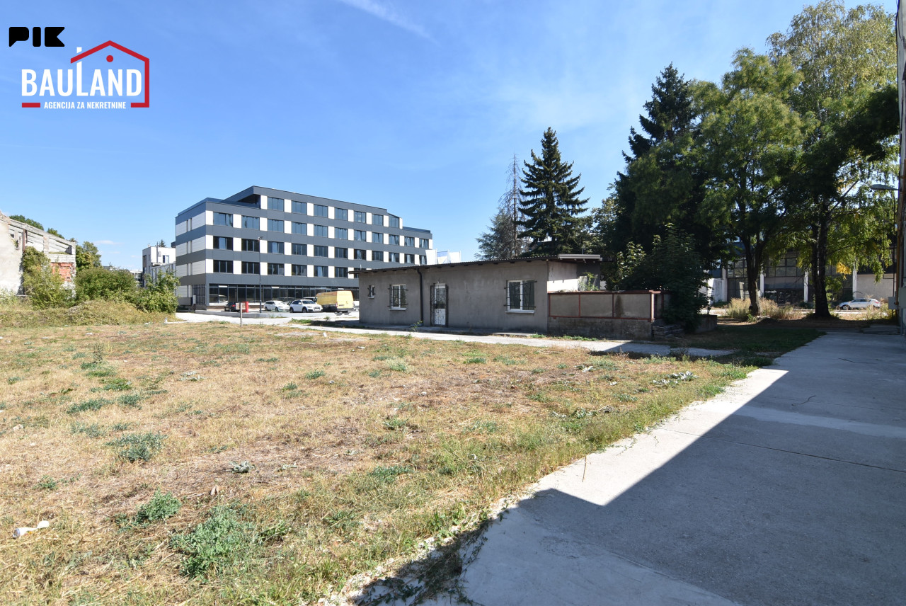Samostojeći, višenamjenski poslovni prostor, 120m2 / Ilidža 2