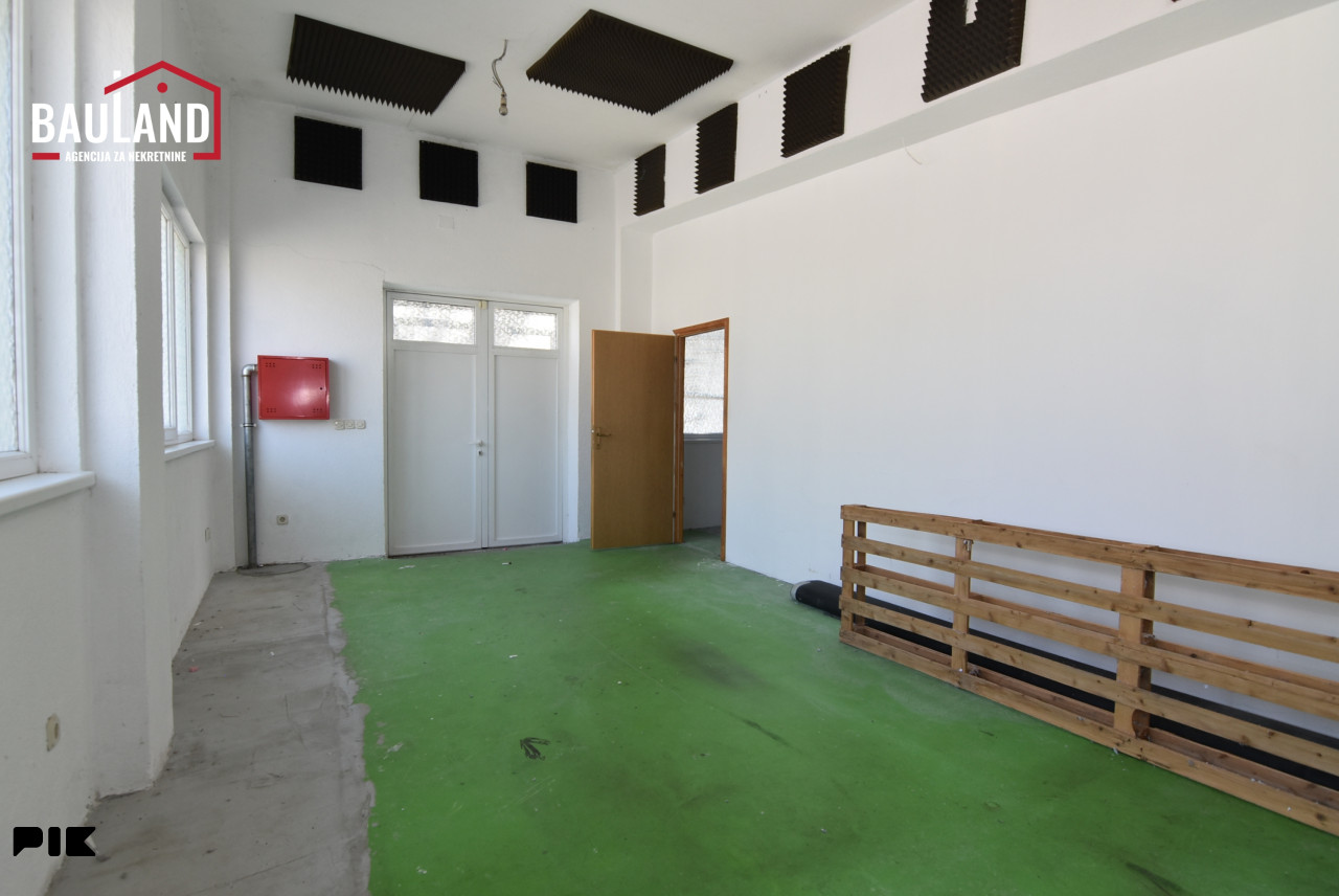 Samostojeći, višenamjenski poslovni prostor, 120m2 / Ilidža 7
