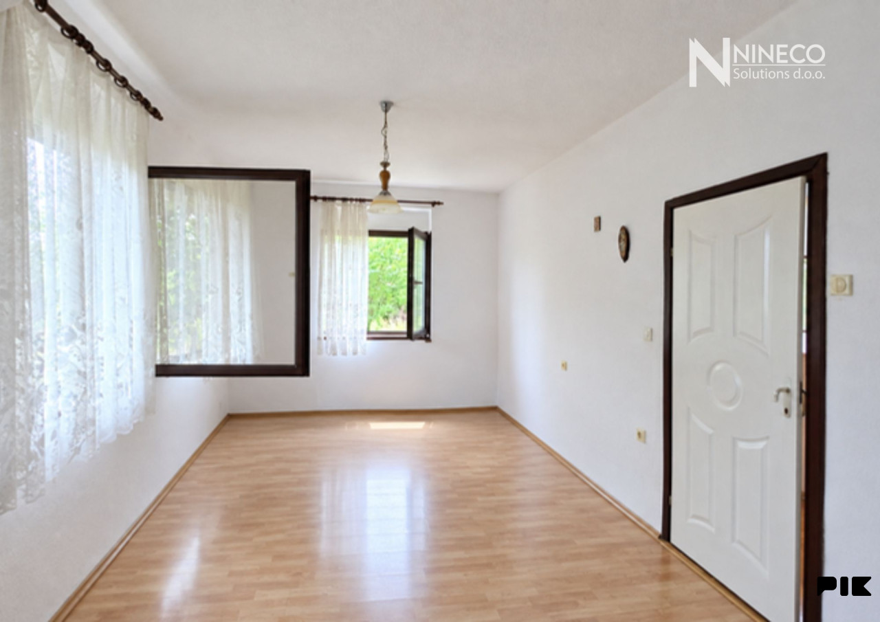 KUĆA - LAKTAŠI - 180 m2 7
