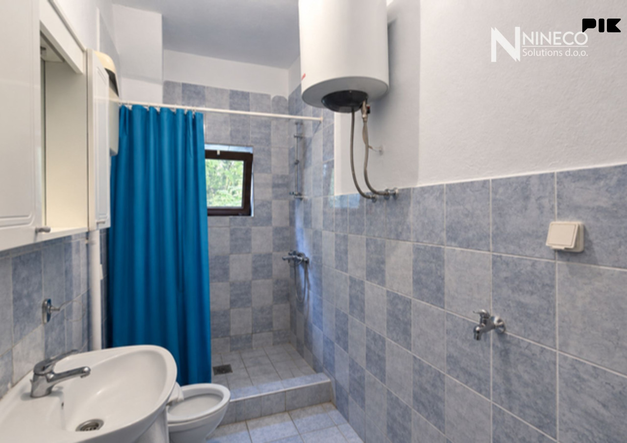 KUĆA - LAKTAŠI - 180 m2 10