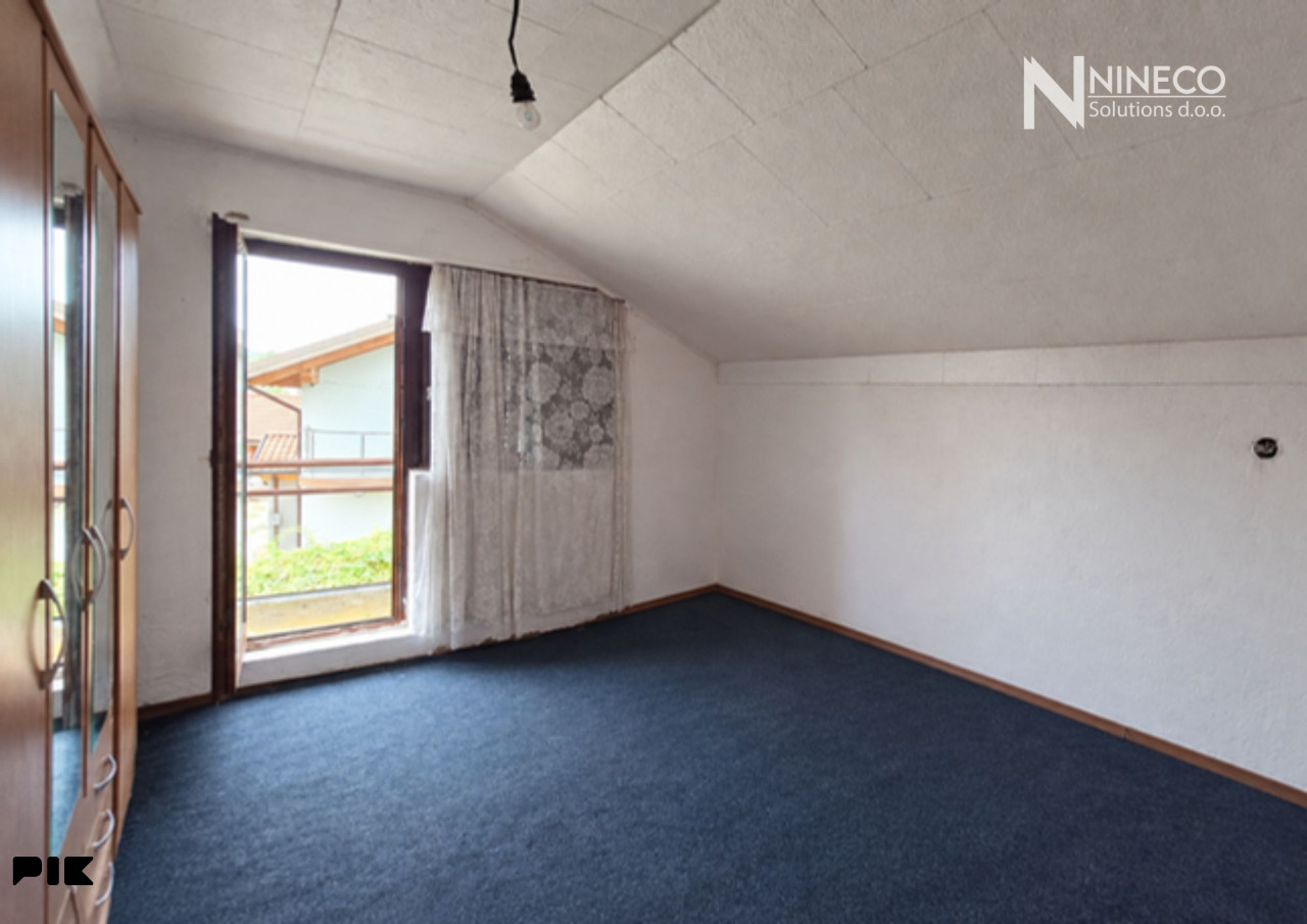 KUĆA - LAKTAŠI - 180 m2 11