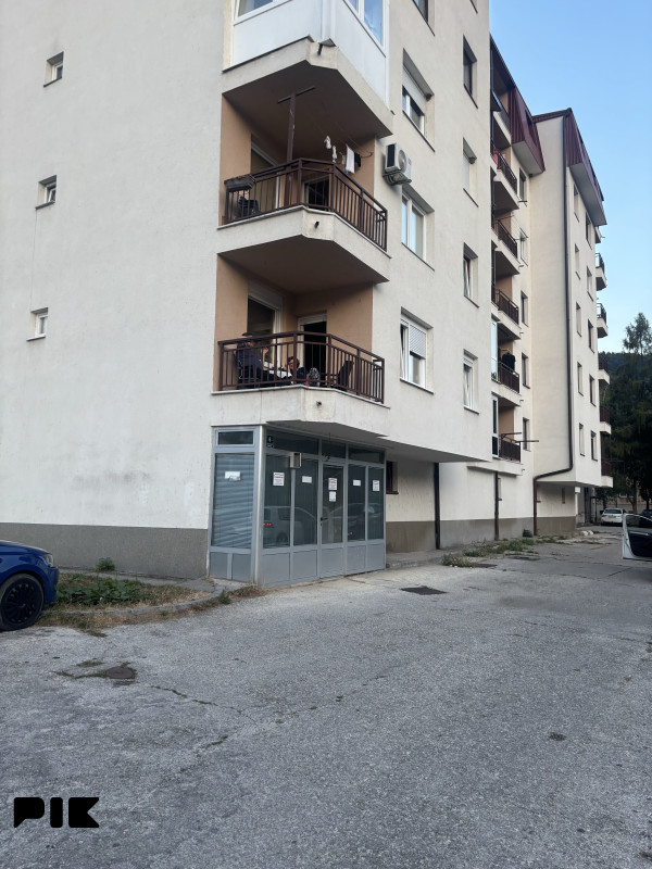 Poslovni prostor Hadžići 2