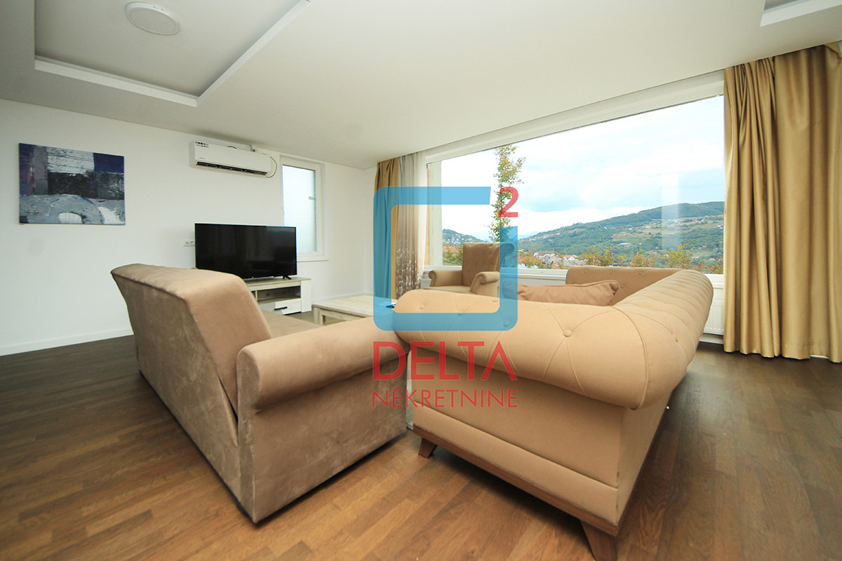 Namještena luksuzna vila / kuća / 2 parking mjesta /Poljine Hills 2
