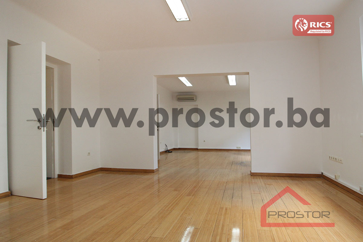 PROSTOR izdaje: Trosoban stan, 80m2, Kovačići 2