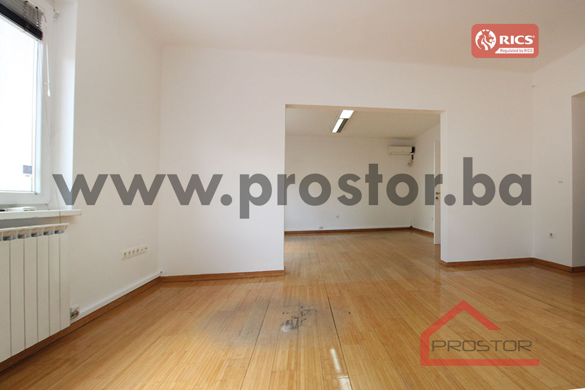 PROSTOR izdaje: Trosoban stan, 80m2, Kovačići 9