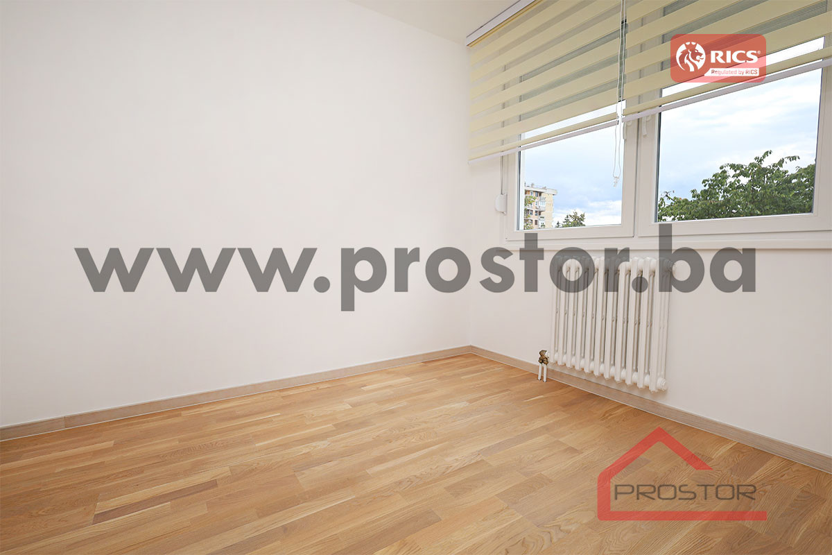 PROSTOR prodaje: Namješten trosoban stan, Dobrinja 14