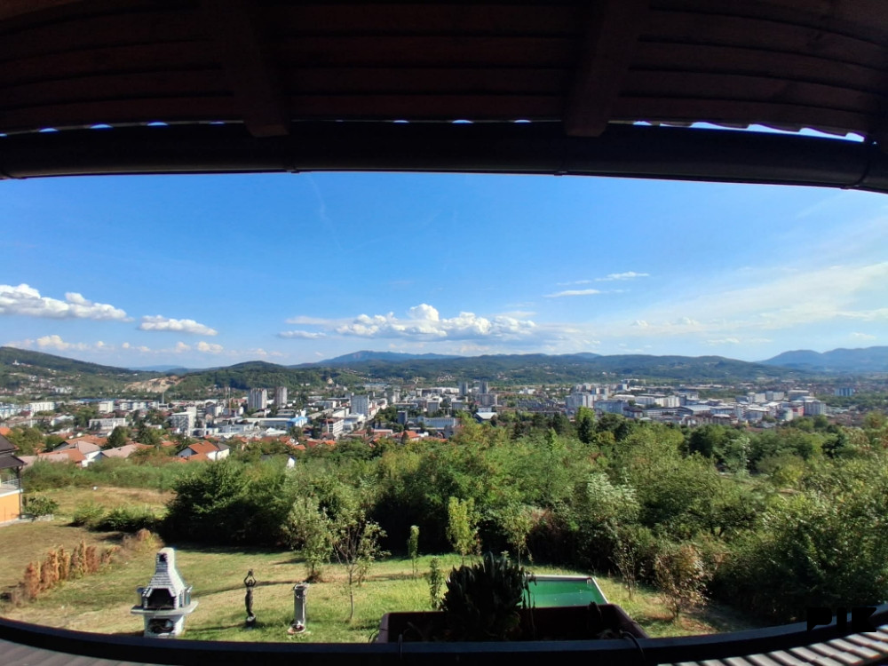Kuća u gradu doboj 1324m2 NAJBOLJI POGLED DOBOJA 6