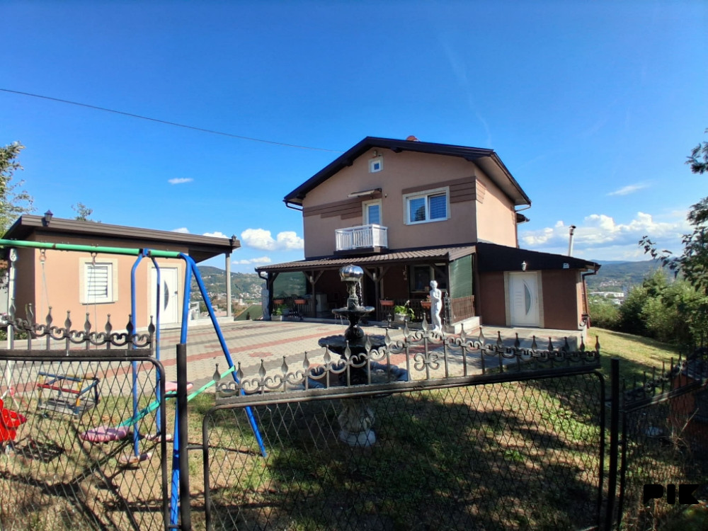 Kuća u gradu doboj 1324m2 NAJBOLJI POGLED DOBOJA 17