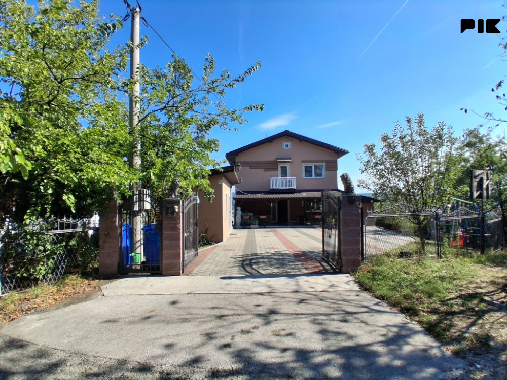 Kuća u gradu doboj 1324m2 NAJBOLJI POGLED DOBOJA 21