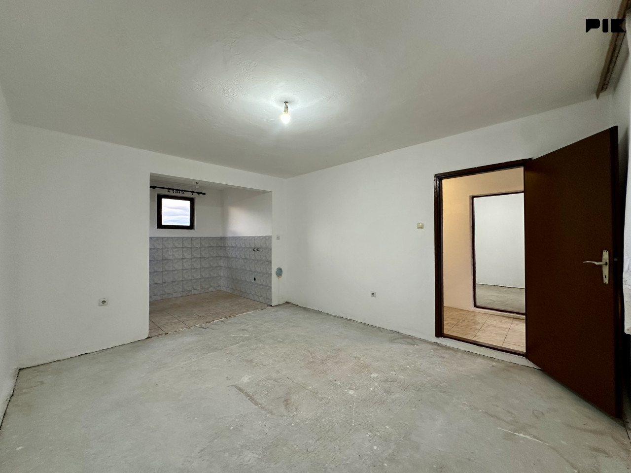 Kuća Elezagići 72 m2+ zemljište 5000 m2 11