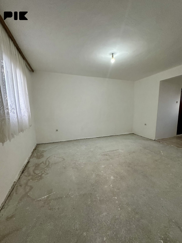 Kuća Elezagići 72 m2+ zemljište 5000 m2 6