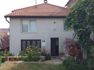 Kuća, 200 m², Travnik