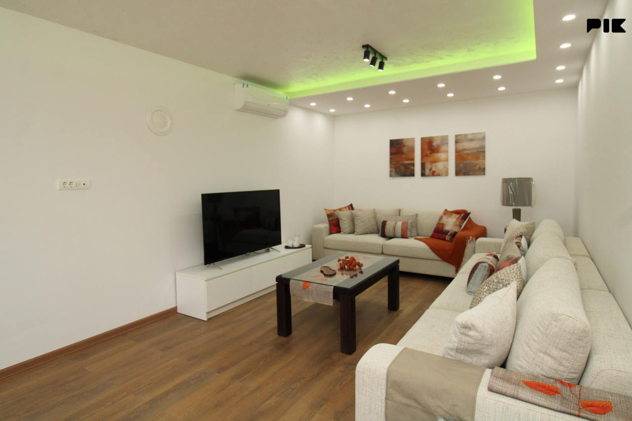 PRO COST | KUĆA SA DVA APARTMANA, VELIKIM DVORIŠTEM I TERASOM photo 4