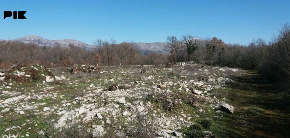 Zemljište Trebinje  uz put Trebinje-Dubrovnik 4