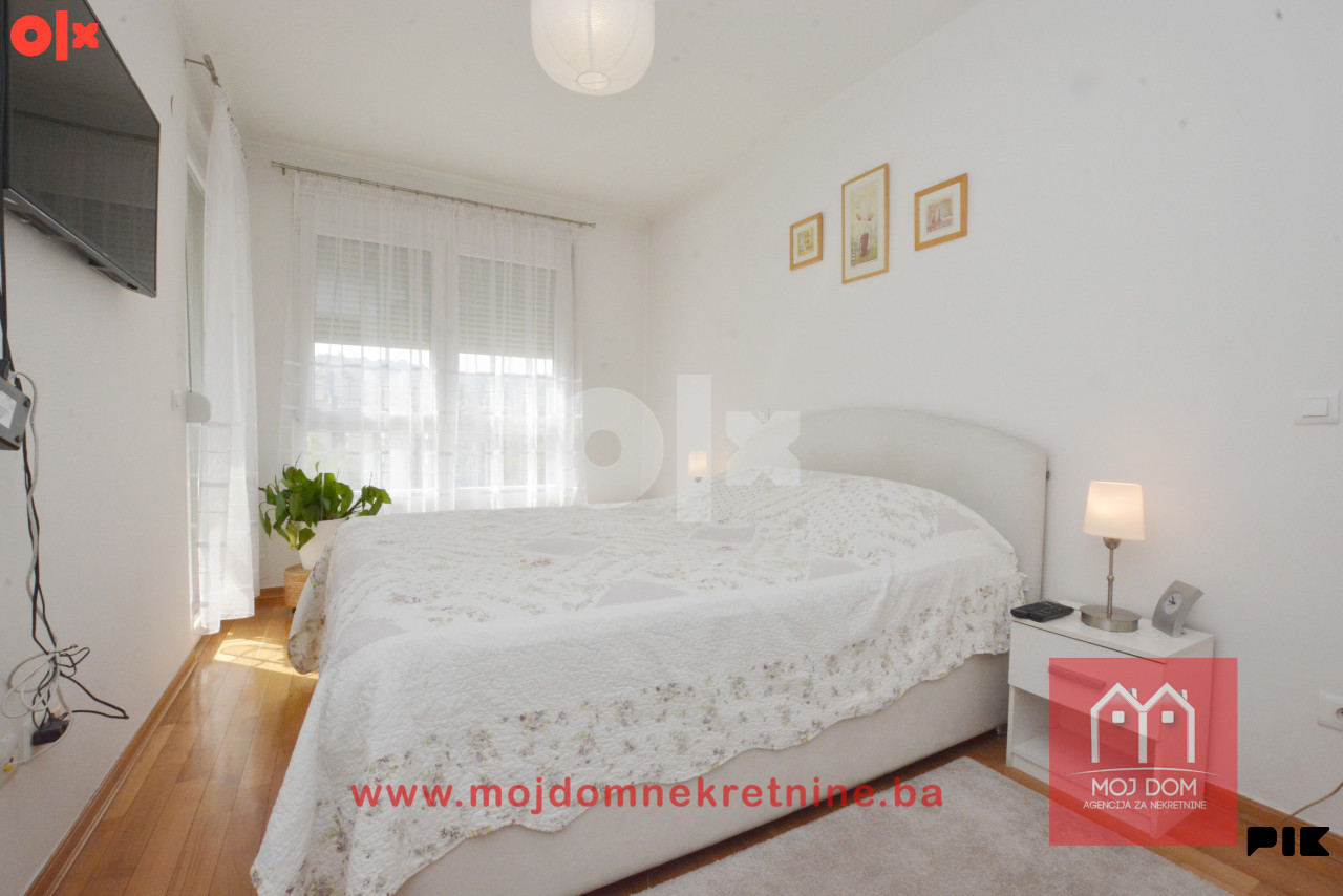 Trosoban stan sa lođom 67m2 u zgradi Unigradnje Otoka 7