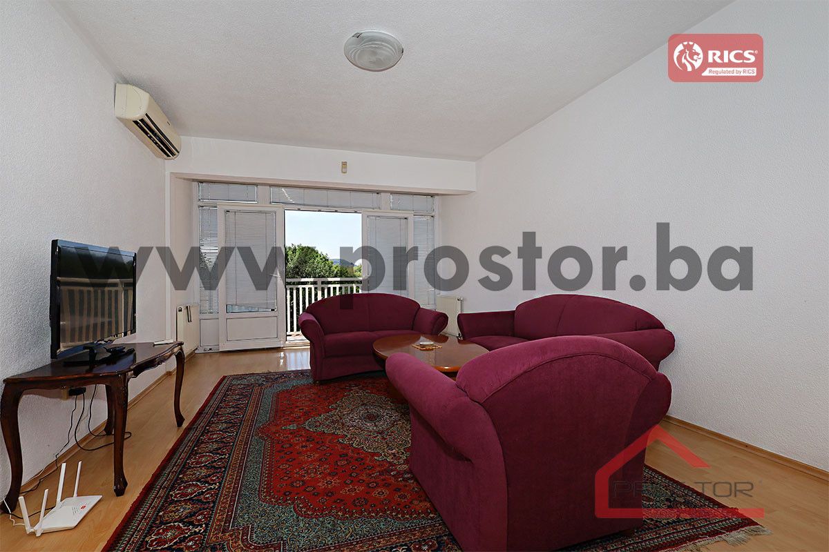PROSTOR izdaje: Dvoetažni stan, 141m2, Breka
