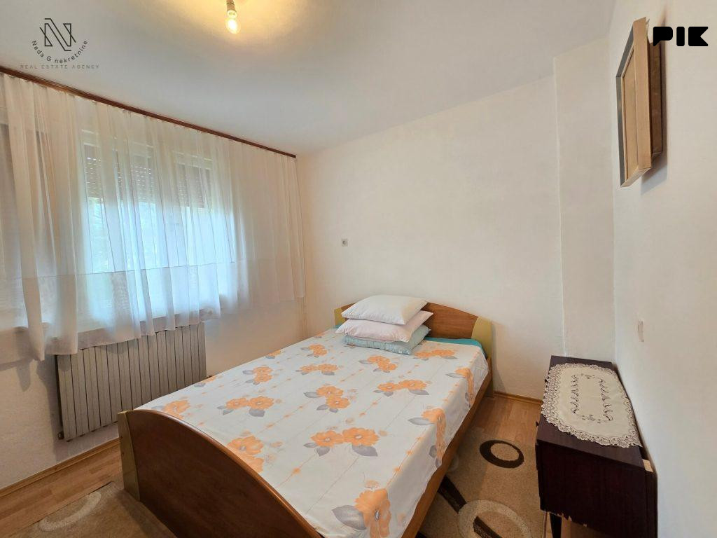 Rakovačke bare, najam stana u kući 4