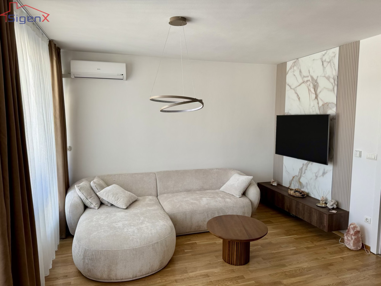 Novogradnja/Centar/veći jednoiposoban stan/moderno namješten/48m2