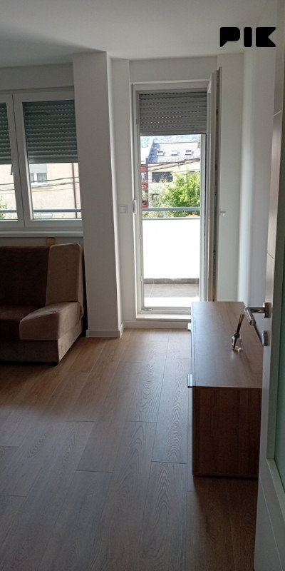 Stan nova garsonjera izdavanje Doboj 3