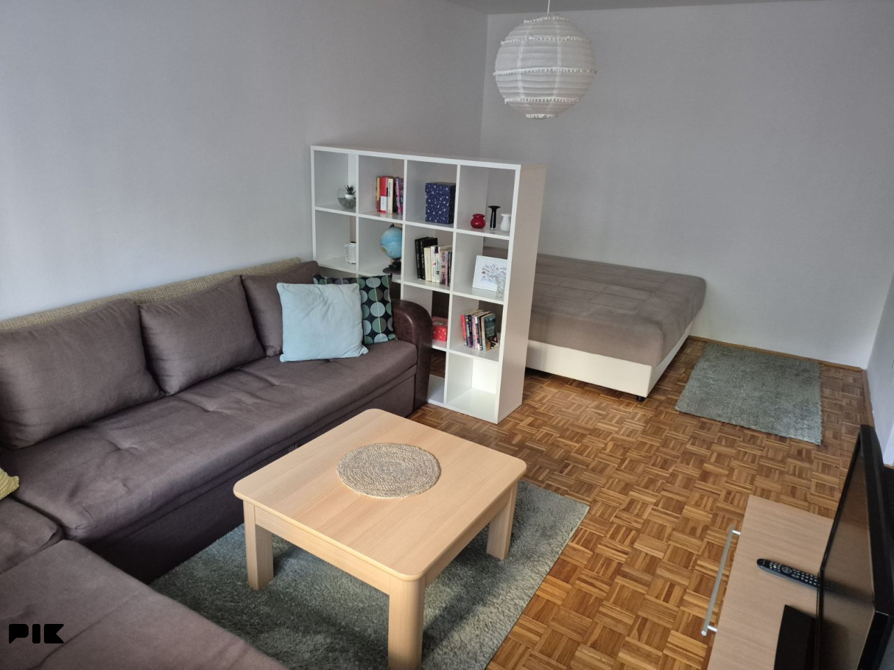 Izdavanje dvosobnog stana 54m2 Pecara 2 2