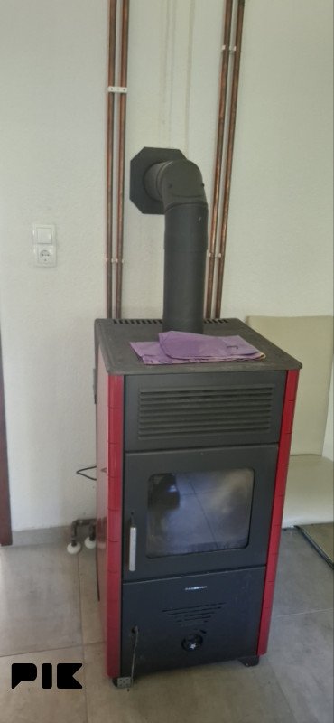 Kuća Bosanska Krupa D.Suvaja 6