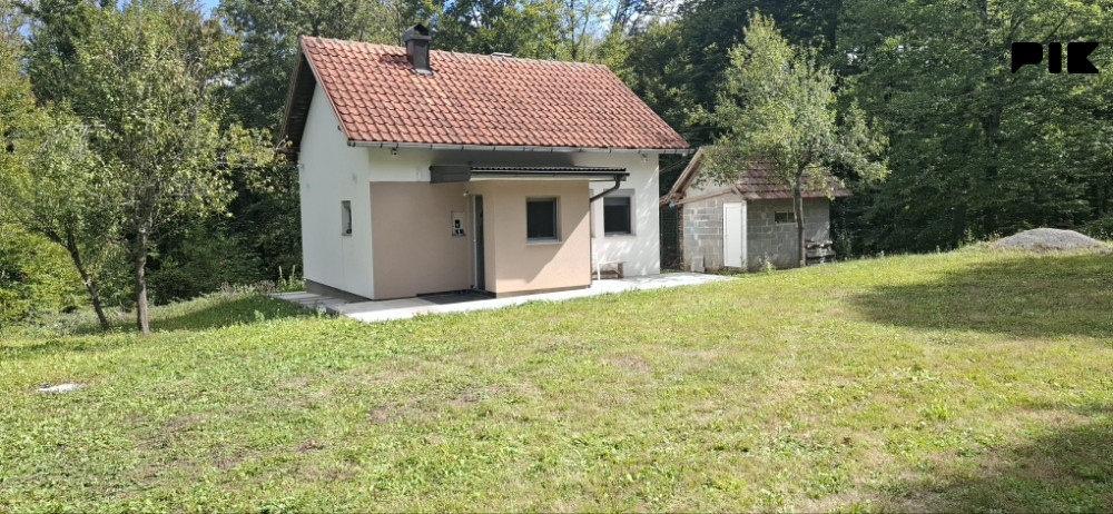 Kuća Bosanska Krupa D.Suvaja 13