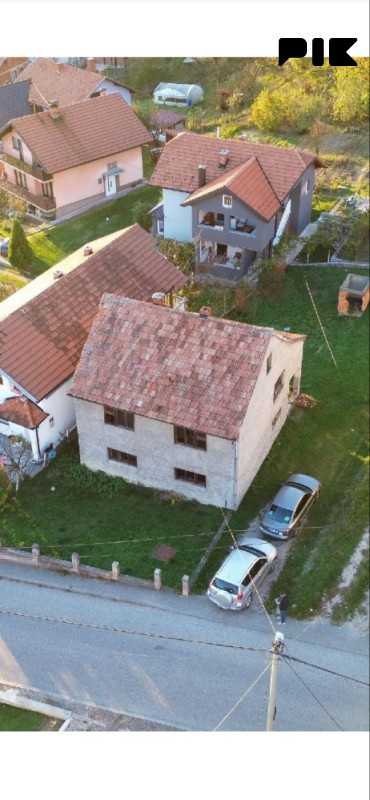 Plac-Varos bb, Gracanica
